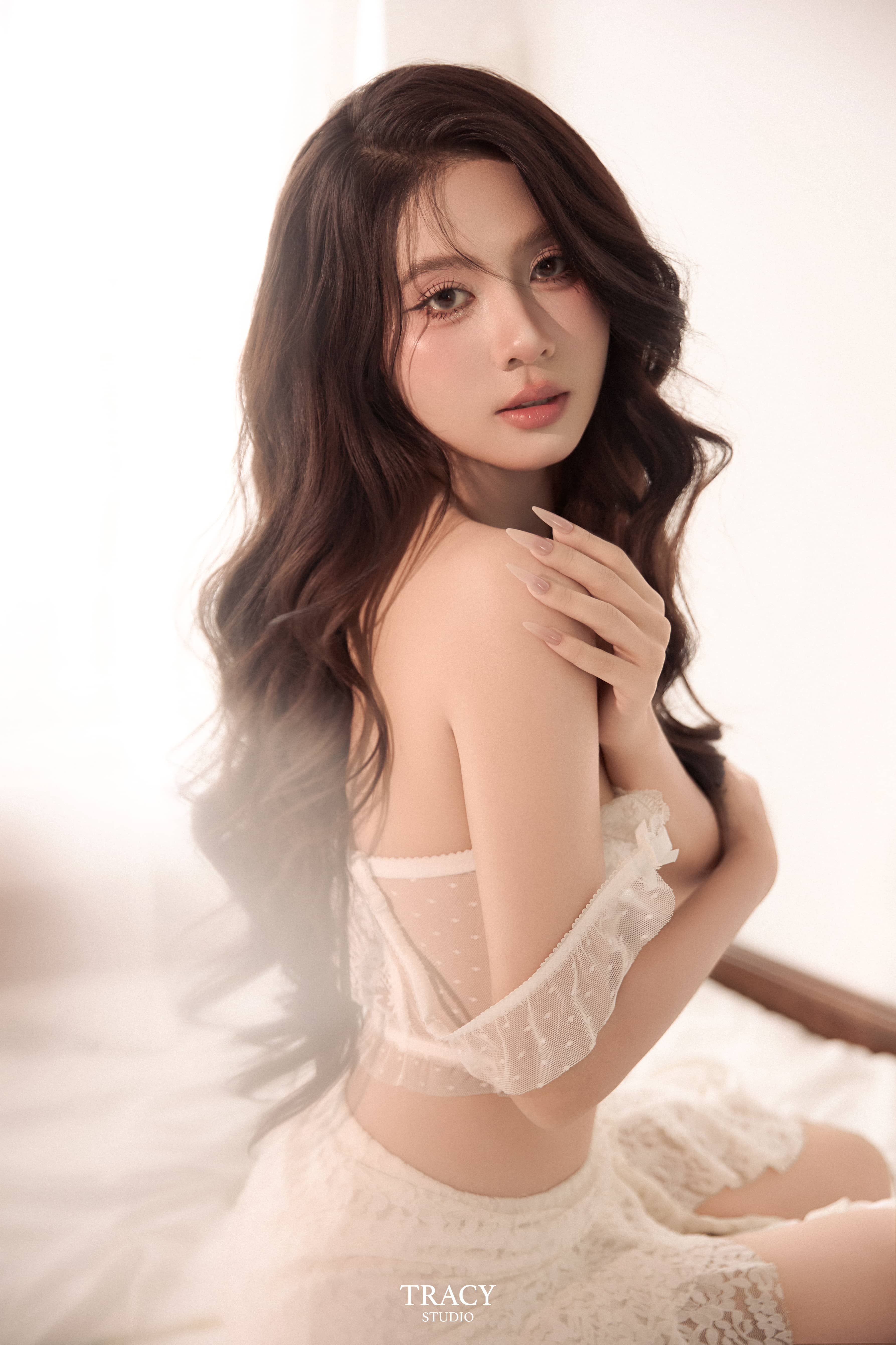 frontend/img/gallery/concept-sexy/tracy-studio-chup-concept-sexy-trang (6).jpg